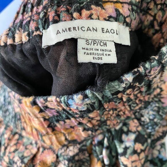 American Eagle Floral Mini Skirt - Size Small - Picture 2 of 4